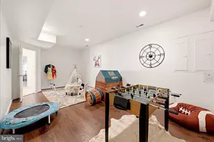 8711 Seven Locks Rd, Bethesda, MD 20817 - Photo 55