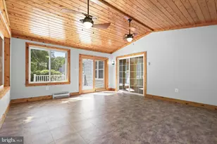 17 Woonsockett Ct, Silver Spring, MD 20905 - Photo 25