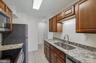 10259 Ridgeline Dr, Gaithersburg, MD 20886 - Photo 17