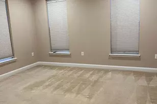 3910 Doc Berlin Dr, Silver Spring, MD 20906 - Photo 7