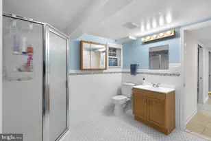 10301 Crestmoor Dr, Silver Spring, MD 20901 - Photo 39