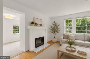 10301 Crestmoor Dr, Silver Spring, MD 20901 - Photo 7