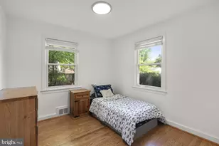 10301 Crestmoor Dr, Silver Spring, MD 20901 - Photo 25