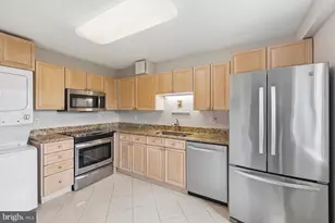 15101 Interlachen Dr, Silver Spring, MD 20906 - Photo 9