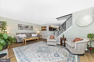 2902 Clovercrest Way, Olney, MD 20832 - Photo 9