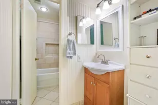 9434 Fern Hollow Way, Montgomery Village, MD 20886 - Photo 19