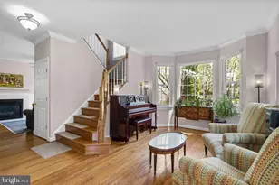 7805 Heritage Farm Dr, Gaithersburg, MD 20886 - Photo 21