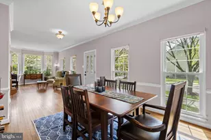 7805 Heritage Farm Dr, Gaithersburg, MD 20886 - Photo 25