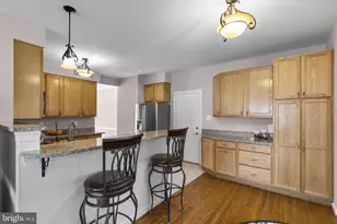 7805 Heritage Farm Dr, Gaithersburg, MD 20886 - Photo 31