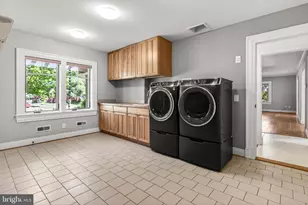 9715 De Paul Dr, Bethesda, MD 20817 - Photo 47
