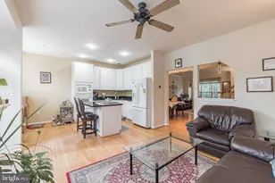 13775 Lambertina Pl, Rockville, MD 20850 - Photo 9