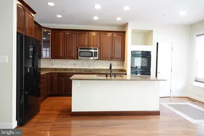 1112 Pleasant Drive, Rockville, MD 20850 - Photo 7