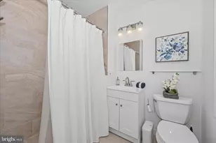 12 Goodport Ln, Gaithersburg, MD 20878 - Photo 23