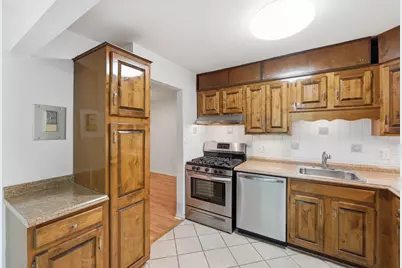 876 College Parkway #201, Rockville, MD 20850 - Photo 9