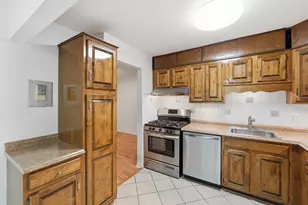 876 College Pkwy, Rockville, MD 20850 - Photo 13