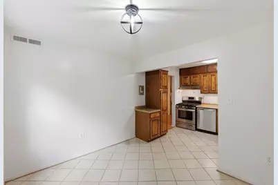 876 College Parkway #201, Rockville, MD 20850 - Photo 15