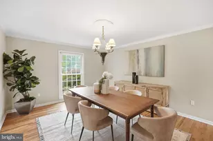 8100 Buckspark Ln E, Potomac, MD 20854 - Photo 5