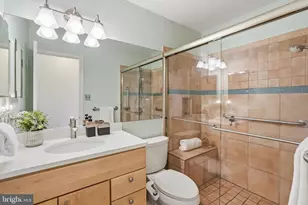 8100 Buckspark Ln E, Potomac, MD 20854 - Photo 17
