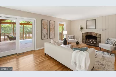 8100 Buckspark Lane E, Potomac, MD 20854 - Photo 9