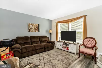 14 Pine Ridge Court #11-7, Germantown, MD 20874 - Photo 5
