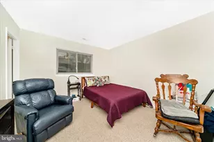 14 Pine Ridge Ct, Germantown, MD 20874 - Photo 33