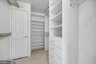5705 Brewer House Cir, North Bethesda, MD 20852 - Photo 21