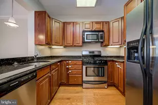 38 Maryland Ave, Rockville, MD 20850 - Photo 5