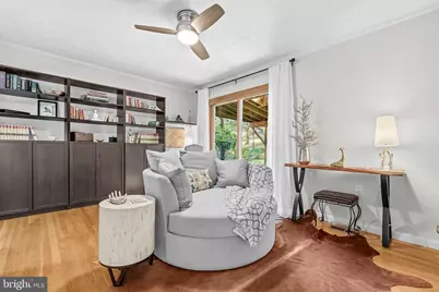 17641 Prince Edward Drive, Olney, MD 20832 - Photo 9