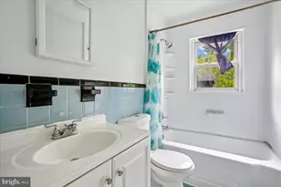 7014 Braeburn Pl, Bethesda, MD 20817 - Photo 23