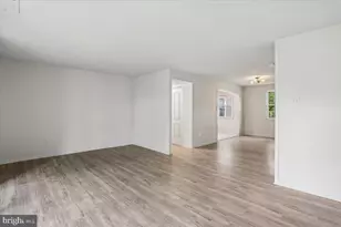 726 Quince Orchard Blvd, Gaithersburg, MD 20878 - Photo 11