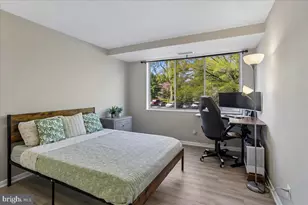 4977 Battery Ln, Bethesda, MD 20814 - Photo 15