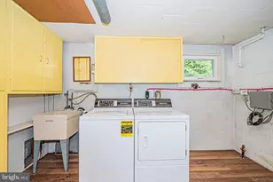 3901 Spruell Dr, Kensington, MD 20895 - Photo 33