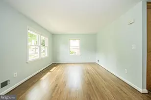 3901 Spruell Dr, Kensington, MD 20895 - Photo 5