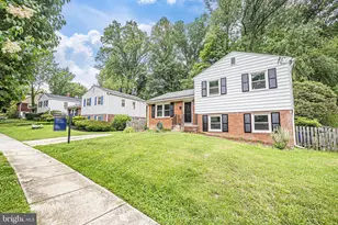 3901 Spruell Dr, Kensington, MD 20895 - Photo 3