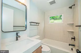 3901 Spruell Dr, Kensington, MD 20895 - Photo 29