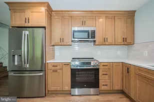 3901 Spruell Dr, Kensington, MD 20895 - Photo 11