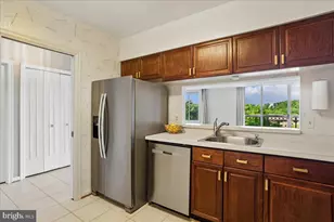 5800 Nicholson Ln, Rockville, MD 20852 - Photo 9