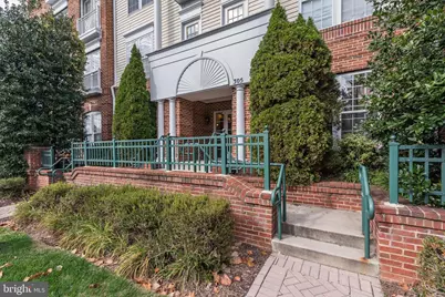 305 Redland Boulevard #101, Rockville, MD 20850 - Photo 3