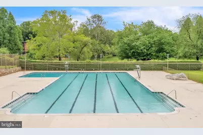 10401 Grosvenor Place #410, Rockville, MD 20852 - Photo 27