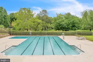 10401 Grosvenor Pl, Rockville, MD 20852 - Photo 27