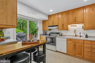 11301 Stryver Ct, North Potomac, MD 20878 - Photo 13