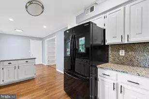 2205 Blue Valley Dr, Silver Spring, MD 20904 - Photo 19