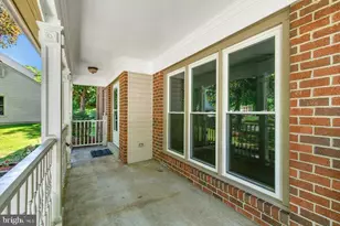 2205 Blue Valley Dr, Silver Spring, MD 20904 - Photo 7