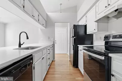 2812 Clear Shot Drive #10, Silver Spring, MD 20906 - Photo 7