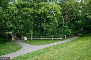 913 Hillside Lake Terrace, Gaithersburg, MD 20878 - Photo 37