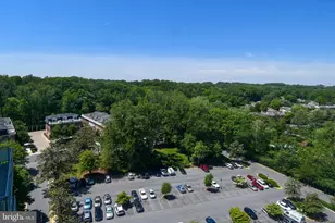 10201 Grosvenor Pl, Rockville, MD 20852 - Photo 15