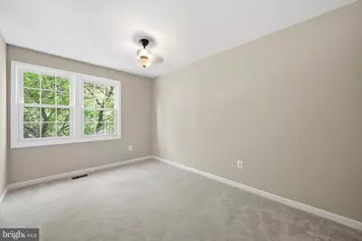 15622 Cliff Swallow Way, Rockville, MD 20853 - Photo 17