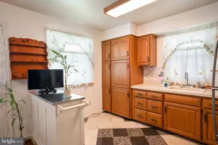 630 Edmonston Dr, Rockville, MD 20851 - Photo 15