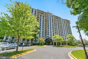7420 Westlake Terrace, Bethesda, MD 20817 - Photo 3
