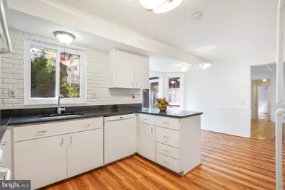 9120 Paddock Lane, Potomac, MD 20854 - Photo 13
